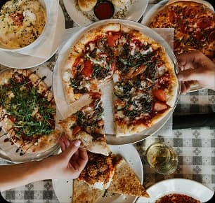 Pizza spread